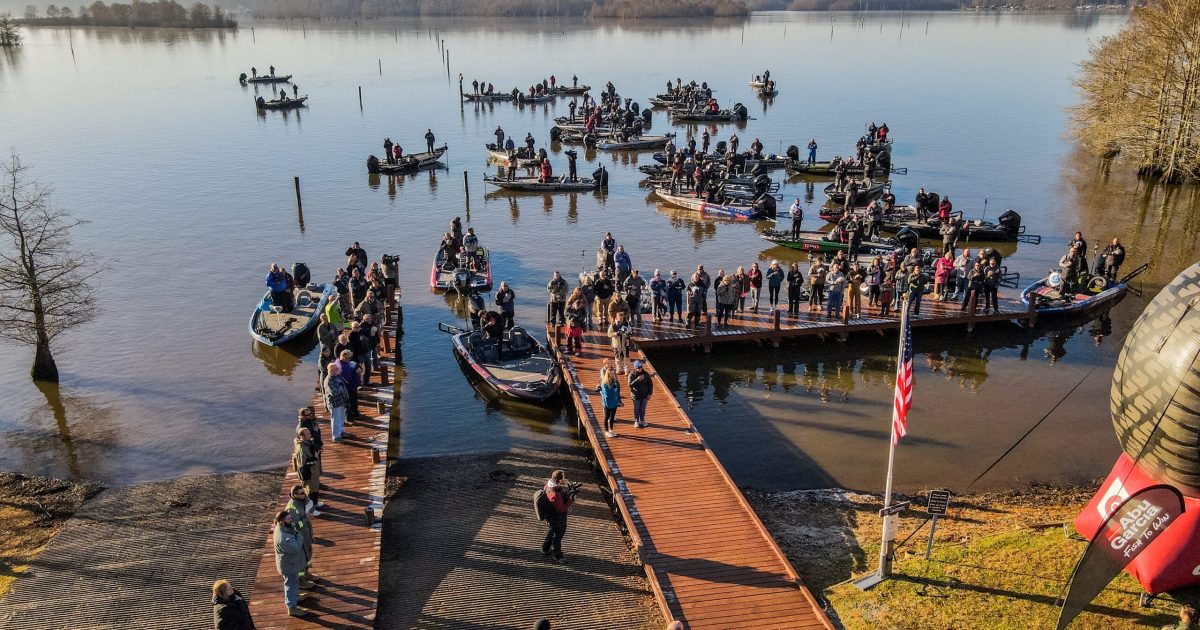 Major League Fishing Bass Pro Tour Stage One Airs on Discovery Channel